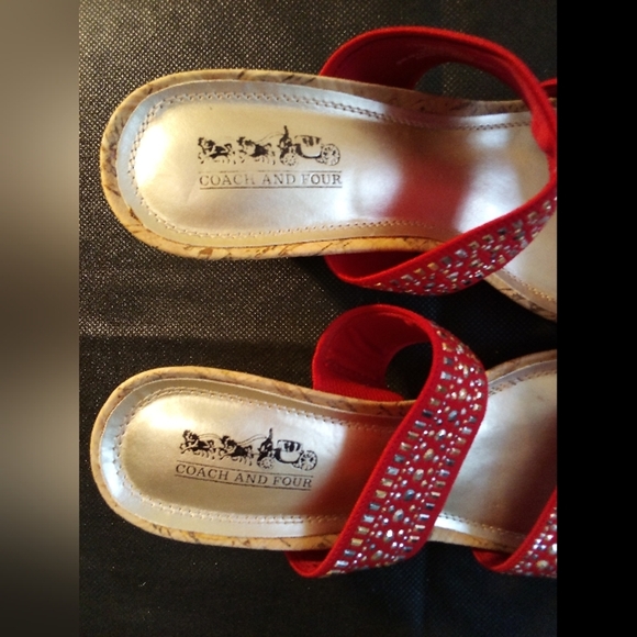 Coach & Four -NWT Cork Wedge Sandal, Two Red Fabric Straps Accented W/Gold Accen - Picture 9 of 10